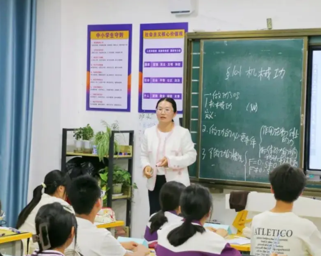 突出思政与本校特征的协同点打通思政建造协同开展的实践主线 突出思政与本校特征的协同点打通思政建造协同开展的实践主线