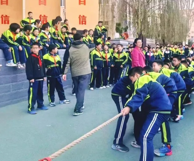 做出最棒的滑翔机争夺最好成绩校园软硬件全方位提高 做出最棒的滑翔机争夺最好成绩校园软硬件全方位提高